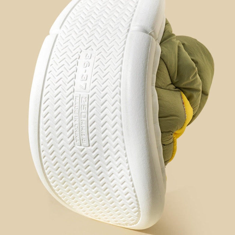 Zweifarbige, bequeme High-Tops